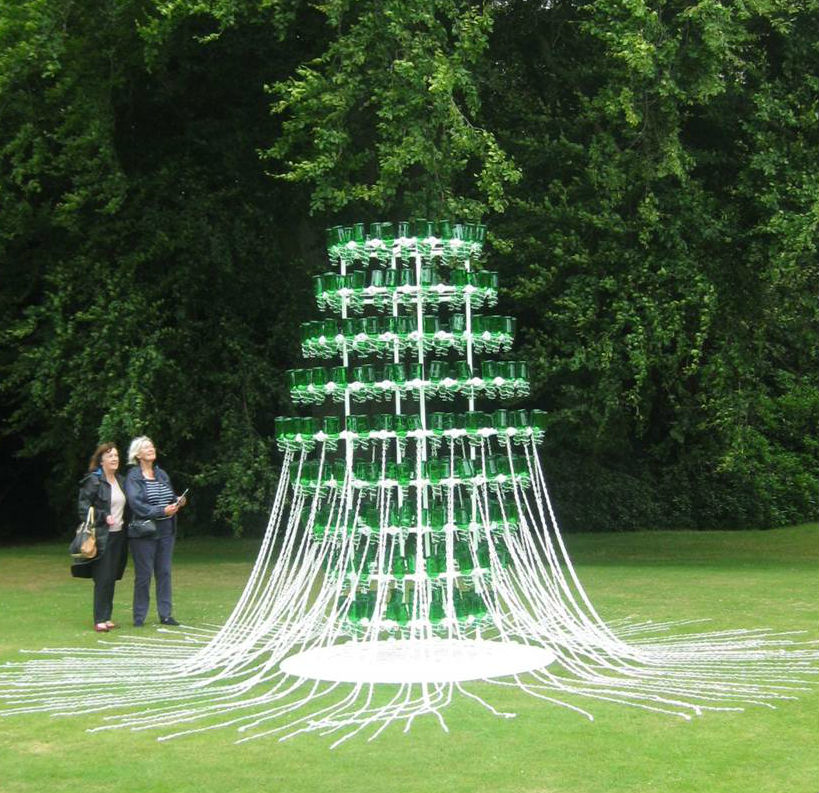 fountain-of-happiness-in-Tattons-gardens